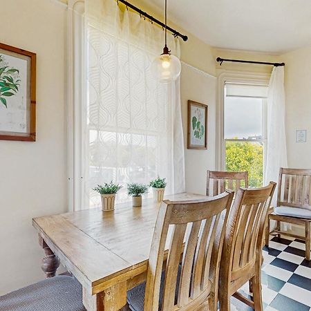 Lilac Victorian Downstairs 尤里卡 客房 照片